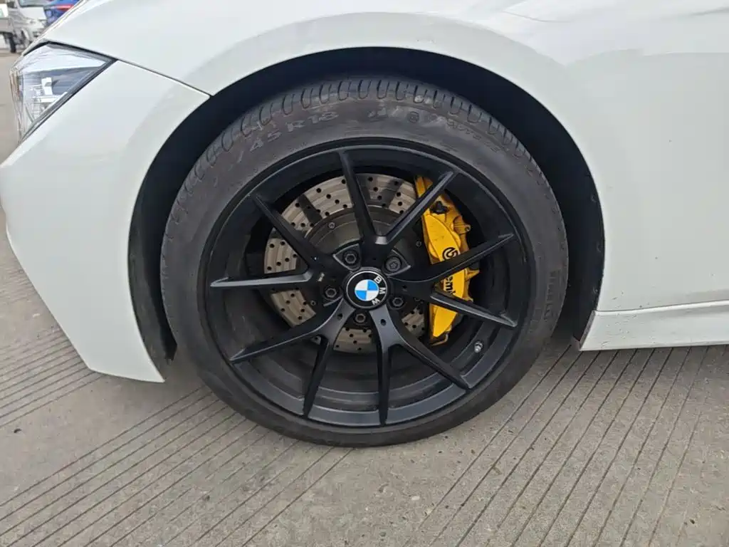 BMW 3 Series — миниатюра 23