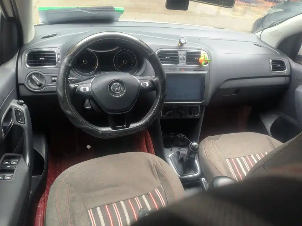 Volkswagen Polo — миниатюра 10