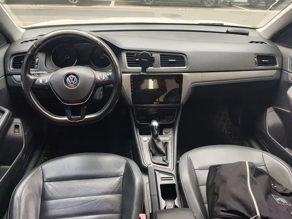 Volkswagen Lavida — миниатюра 13