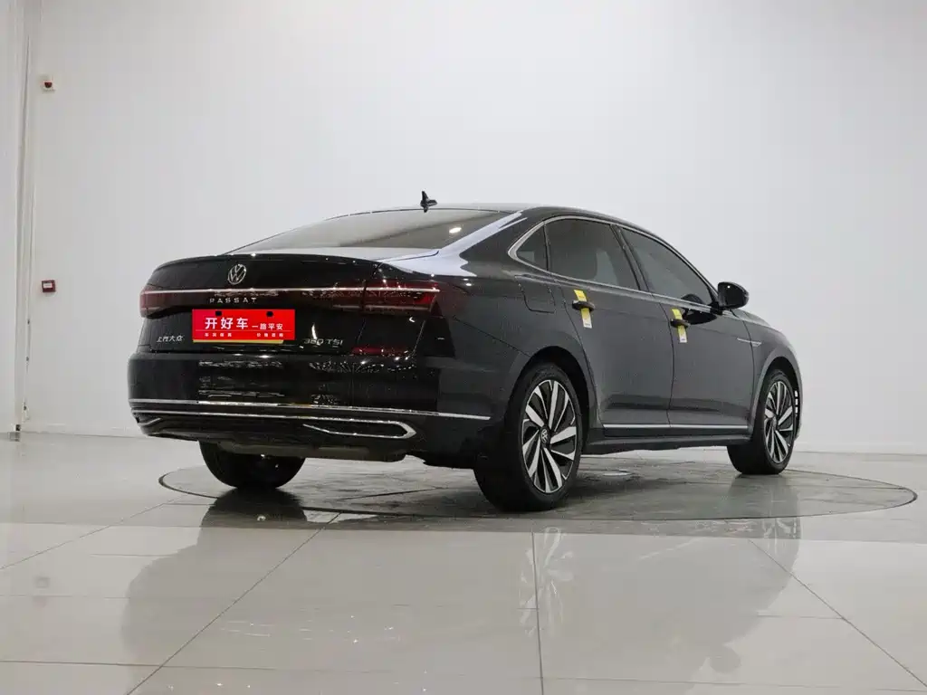 Volkswagen Passat — миниатюра 4