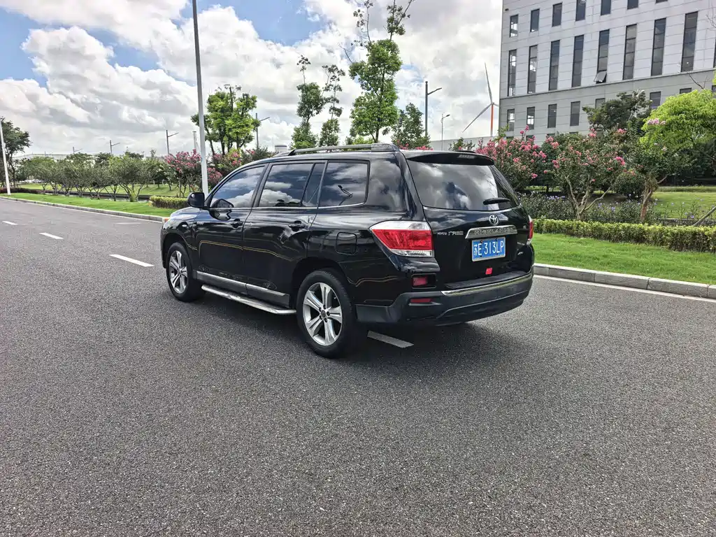 Toyota Highlander — миниатюра 14