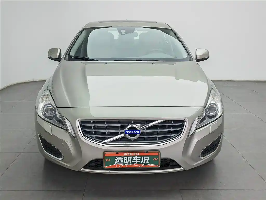 Volvo S60 (Import) — миниатюра 3