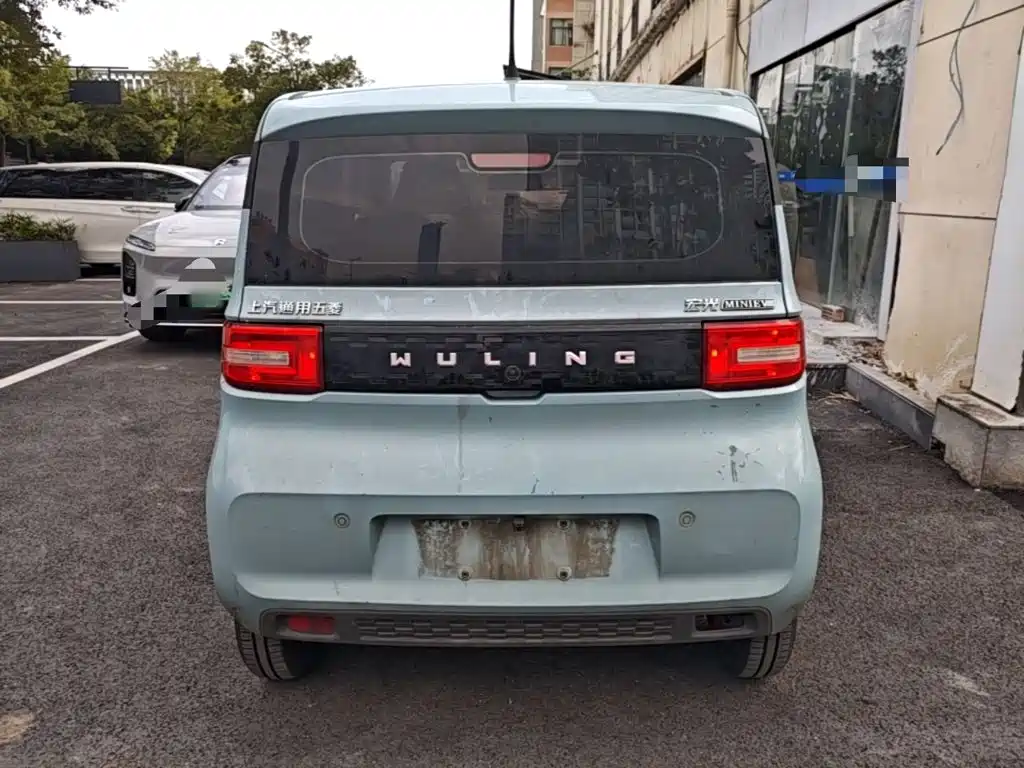 Wuling MINIEV — миниатюра 6