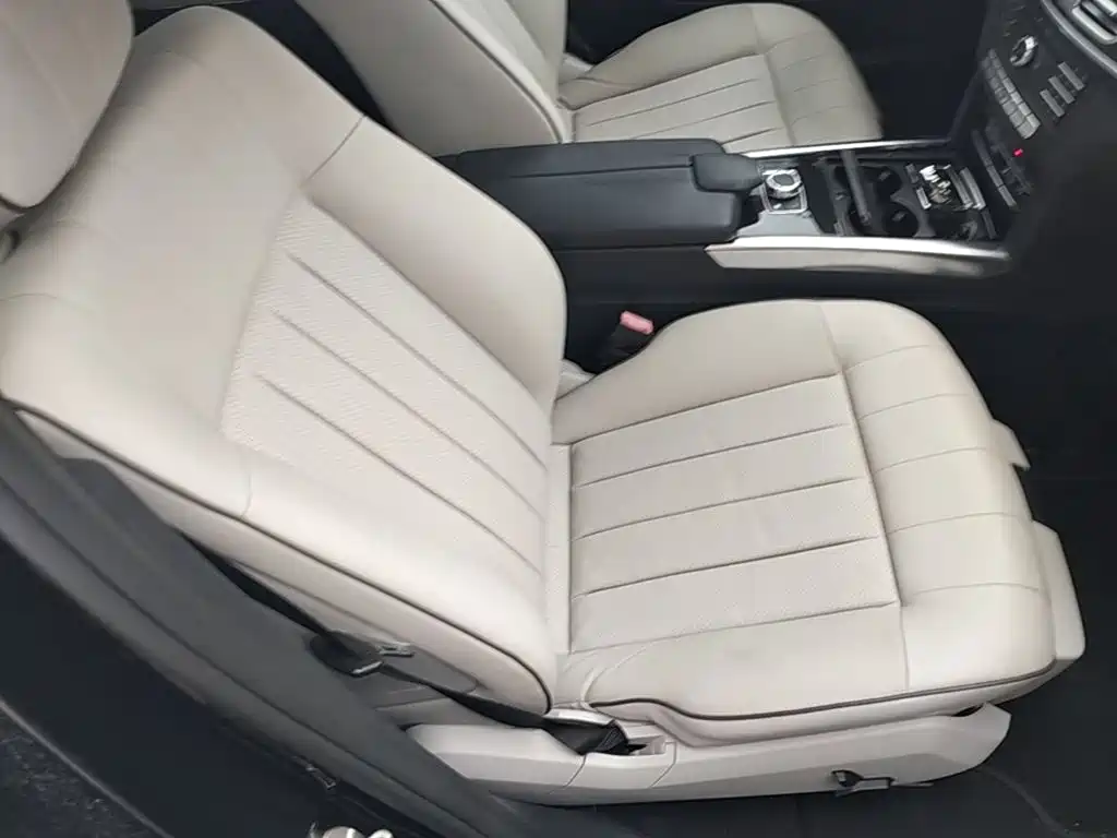 Mercedes-Benz E-Class — миниатюра 25