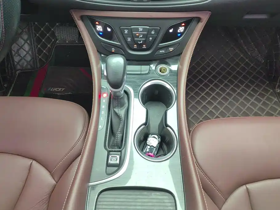 Buick Envision Plus — миниатюра 16