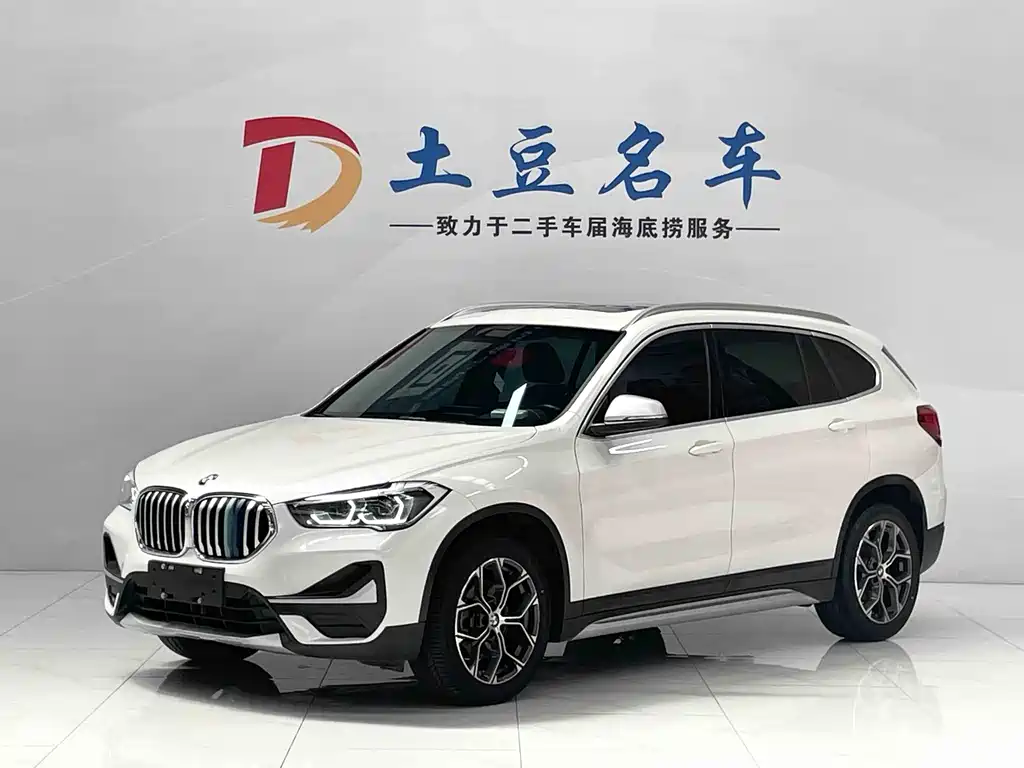 Купить BMW X1