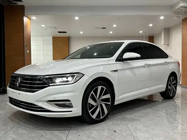 VOLKSWAGEN SAGITAR 2021