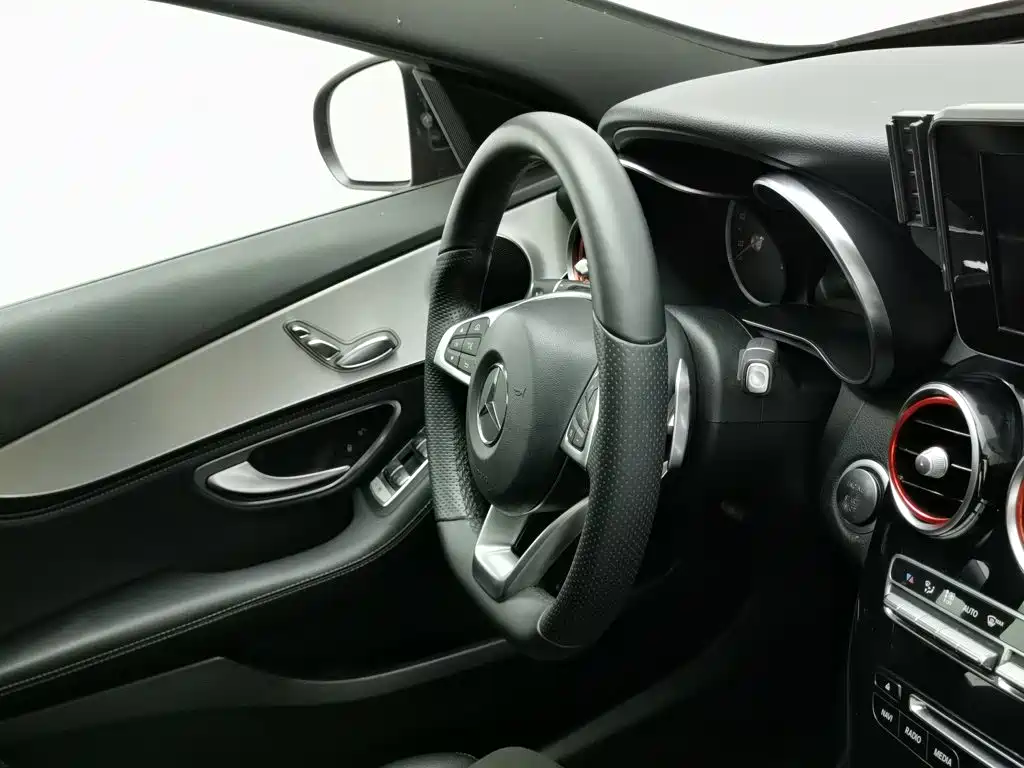 Mercedes-Benz C-Class — миниатюра 22