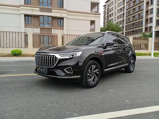 RED FLAG HONGQI HS5 2023