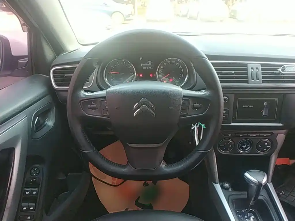 Citroen C3-XR — миниатюра 11
