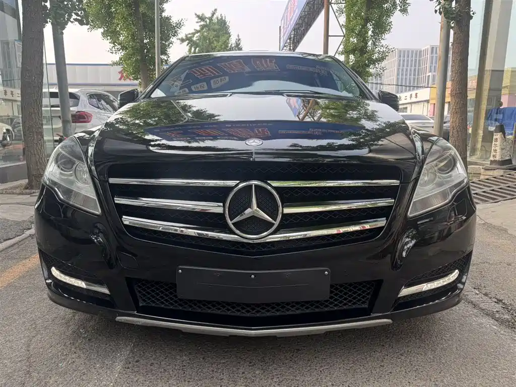 Mercedes-Benz R-Class 2016