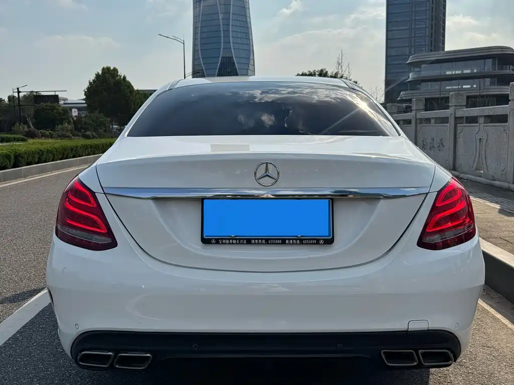 Mercedes-Benz C-Class — миниатюра 5