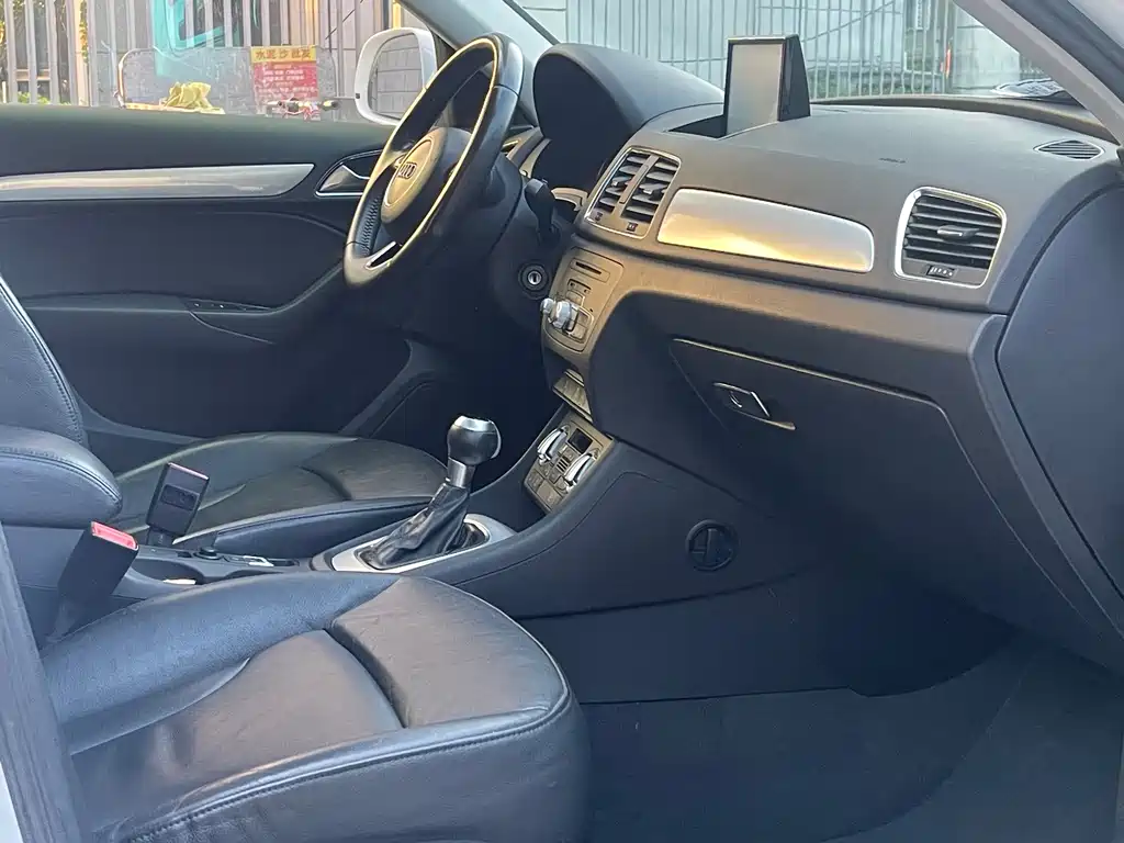 Audi Q3 — миниатюра 11
