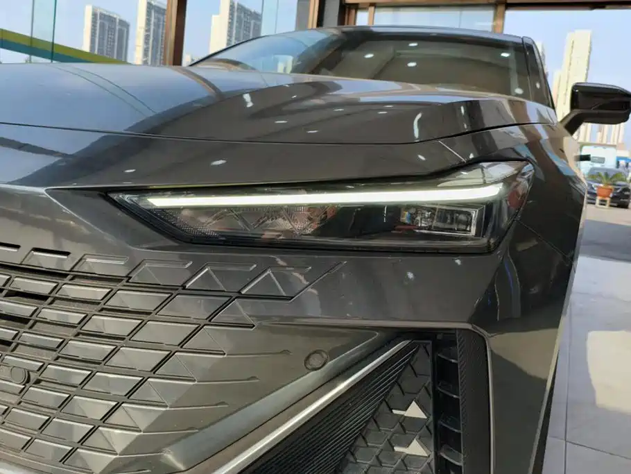 Changan UNI-V — миниатюра 5