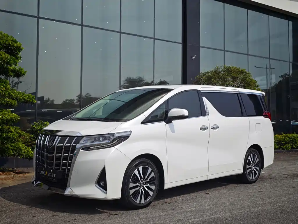 Купить Toyota Alphard