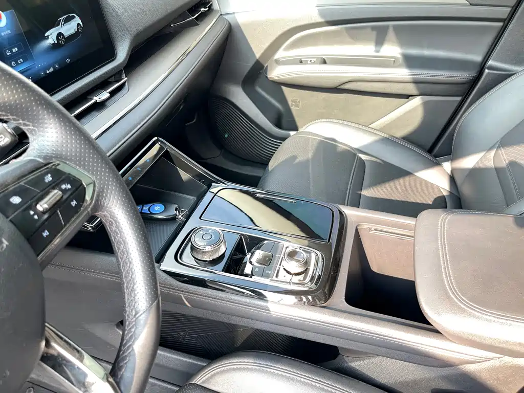 Ford Equator Sport — миниатюра 18