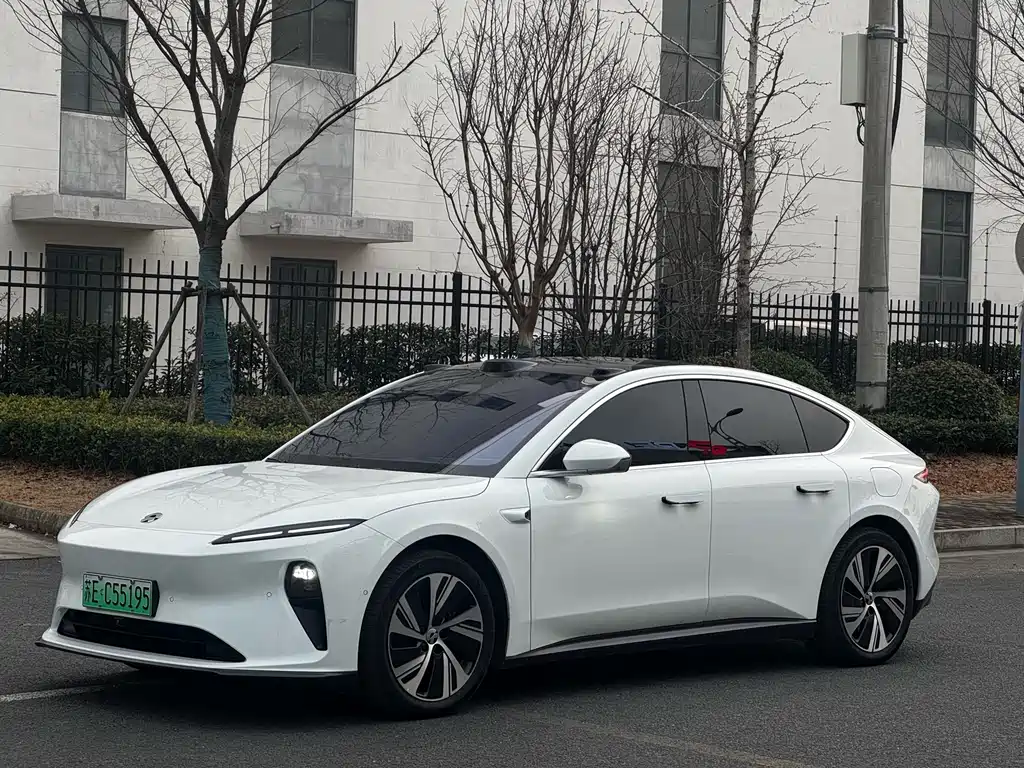 Nio ET5 2025