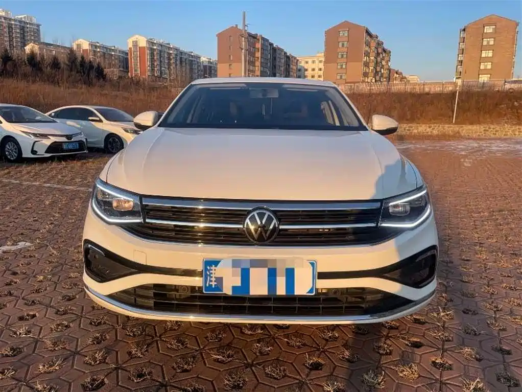 Volkswagen Bora 2023