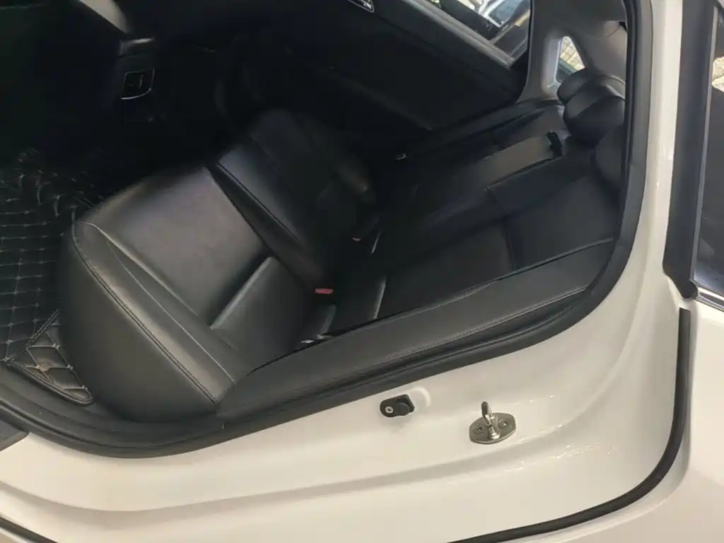 Hyundai Mistra — миниатюра 17