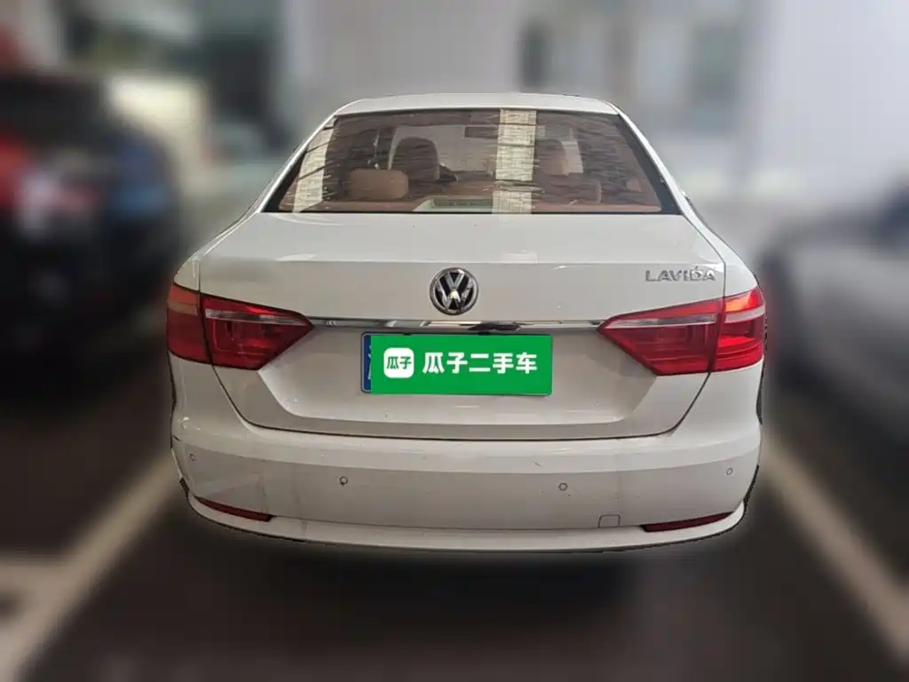 Volkswagen Lavida — миниатюра 8