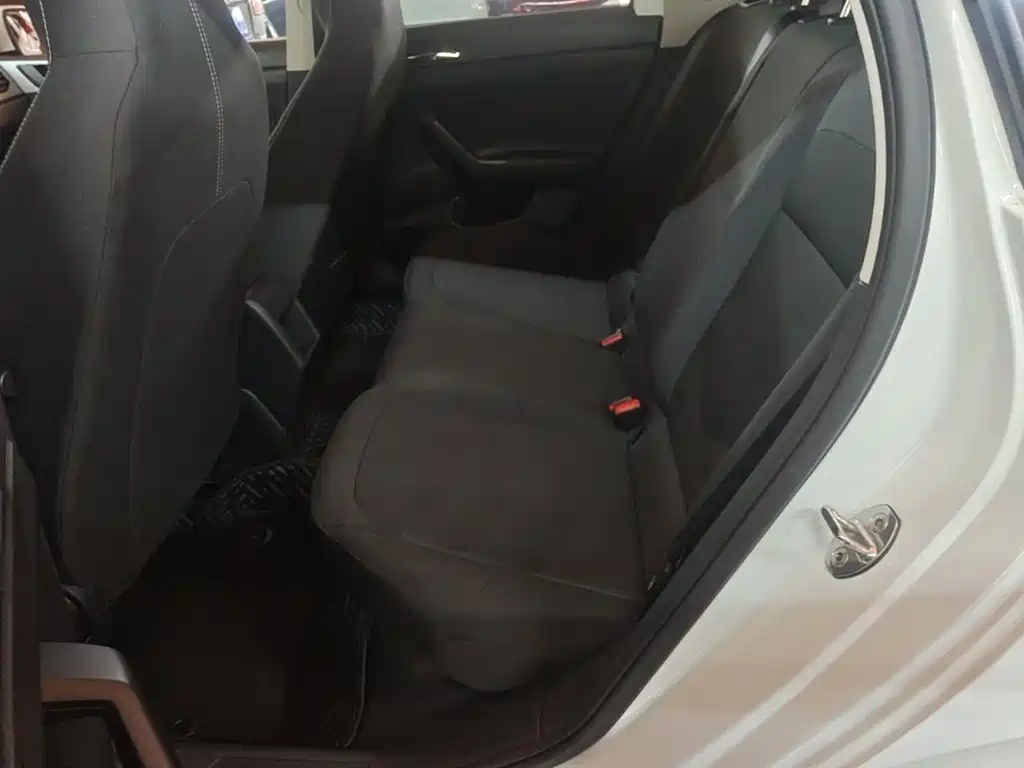 Volkswagen Polo — миниатюра 17