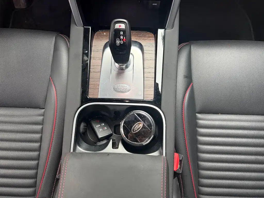 Land Rover Discovery Sport — миниатюра 9