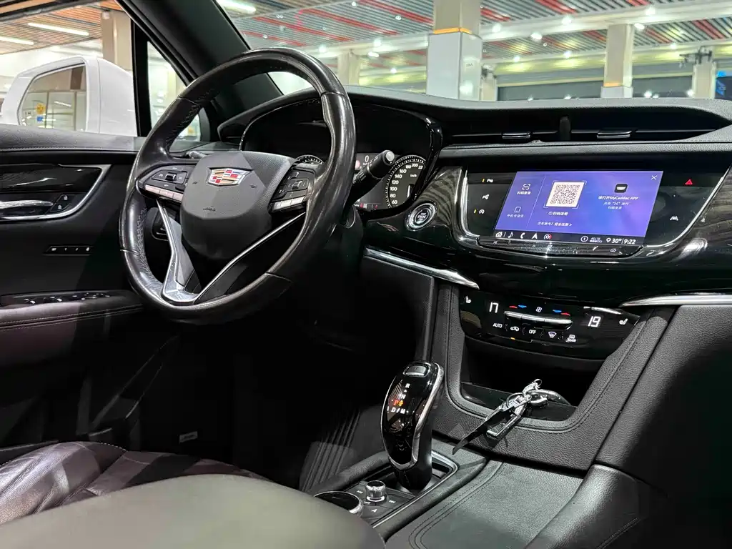 Cadillac XT6 — миниатюра 7