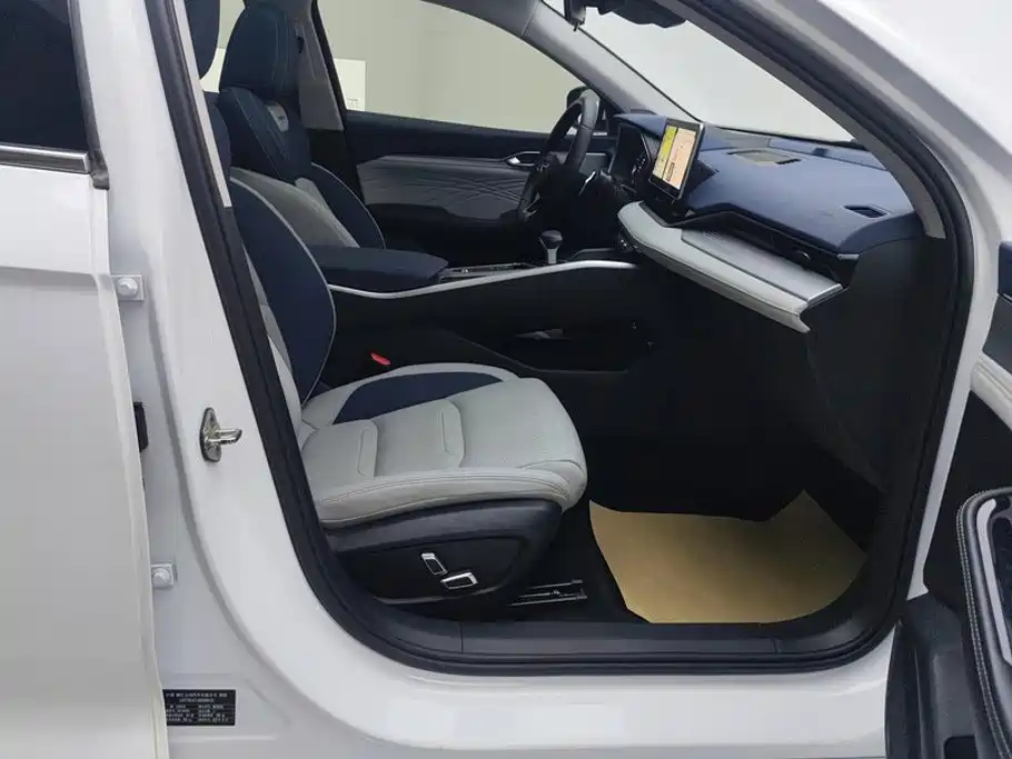 Geely Xingrui — миниатюра 8