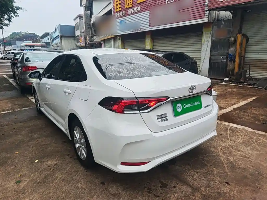 Toyota Corolla — миниатюра 5