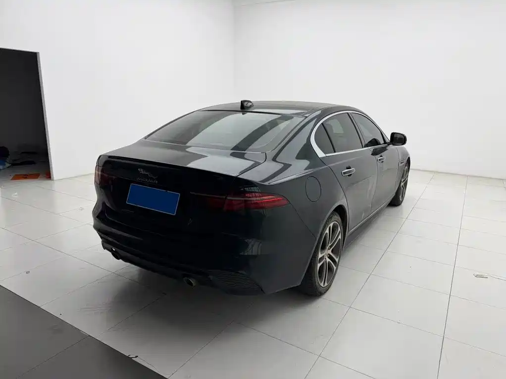 Jaguar XEL — миниатюра 8