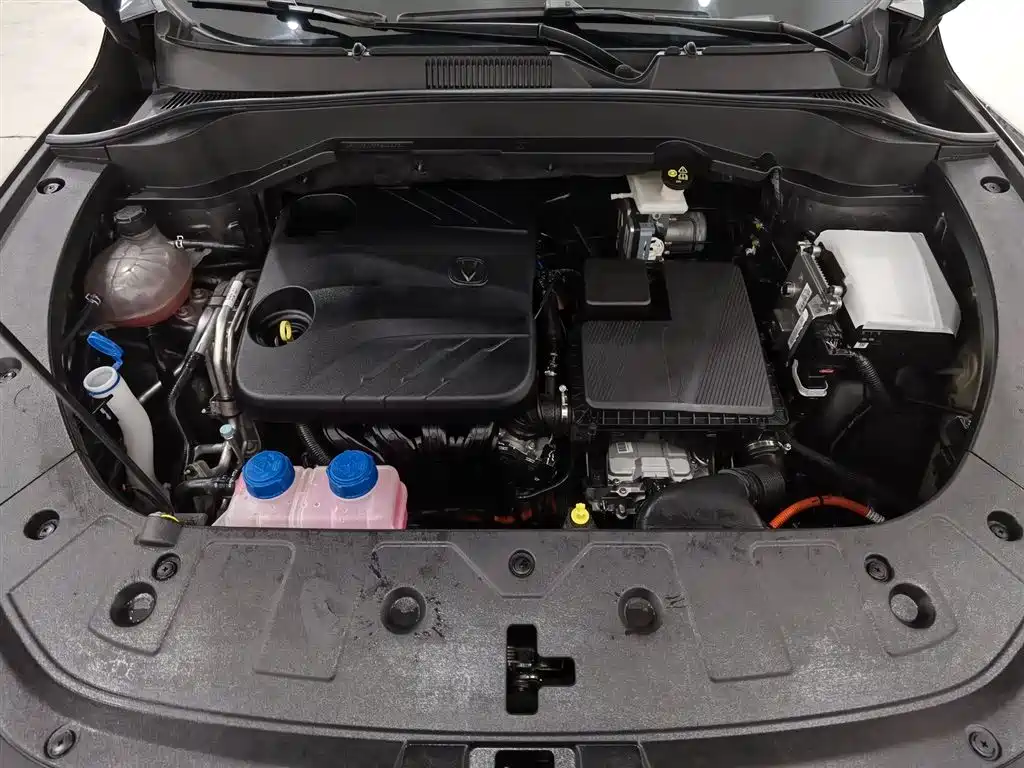 CHANGAN UNI Z NEW ENERGY