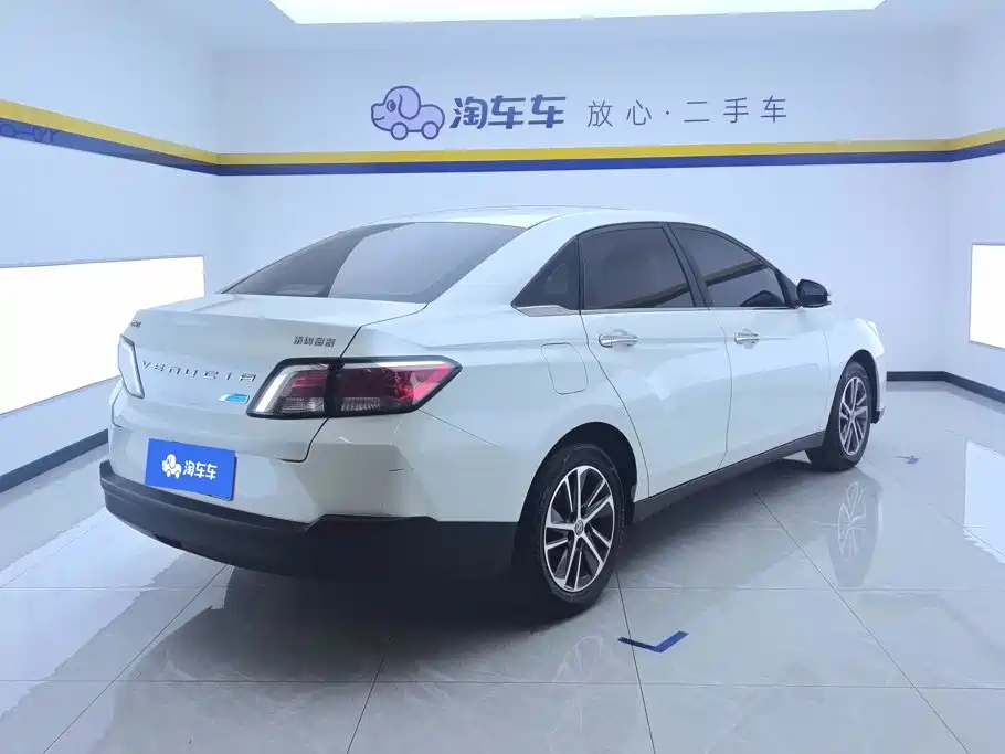Venucia D60 — миниатюра 3