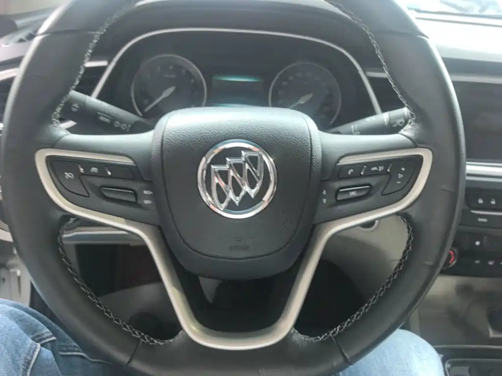 Buick Excelle — миниатюра 11