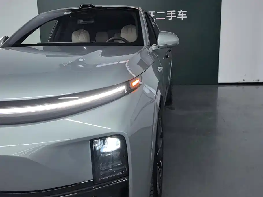 Li Auto Li L7 — миниатюра 5