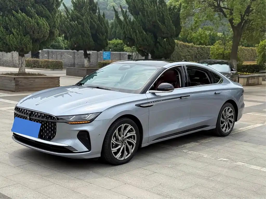 Lincoln Z 2022