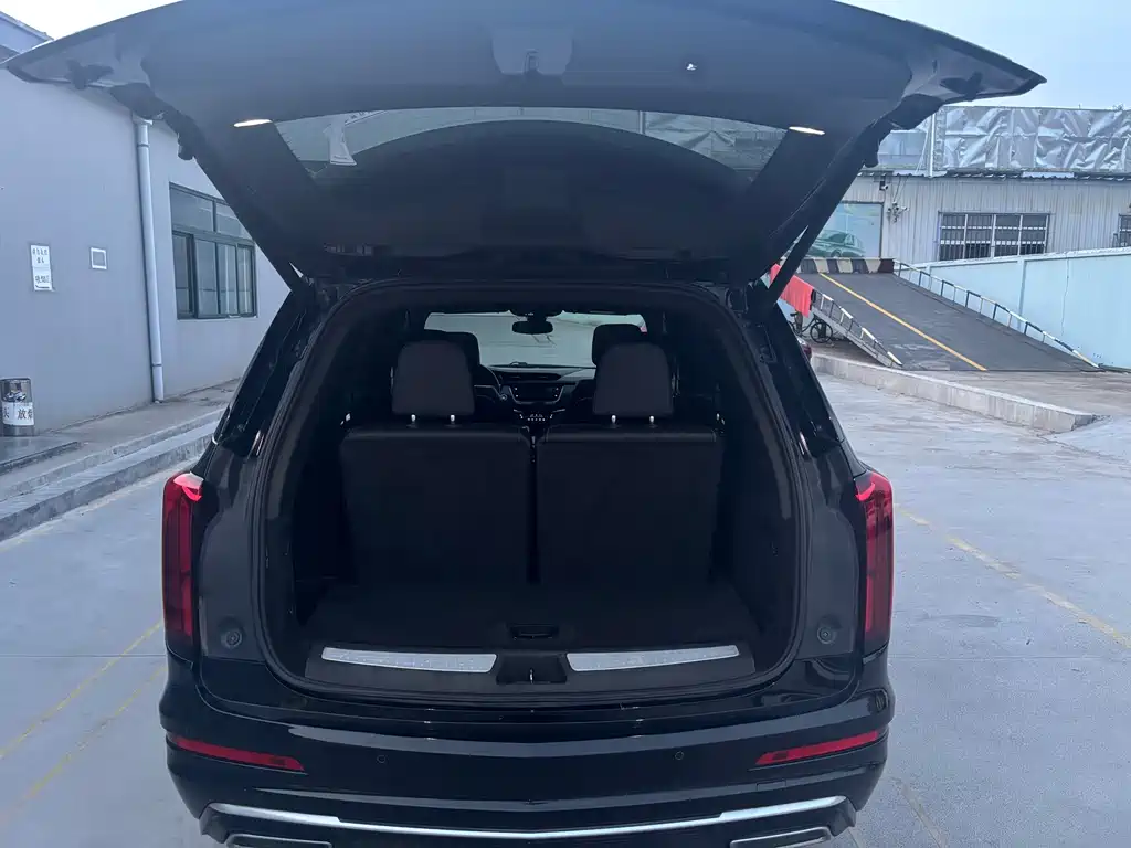 Cadillac XT6 — миниатюра 18