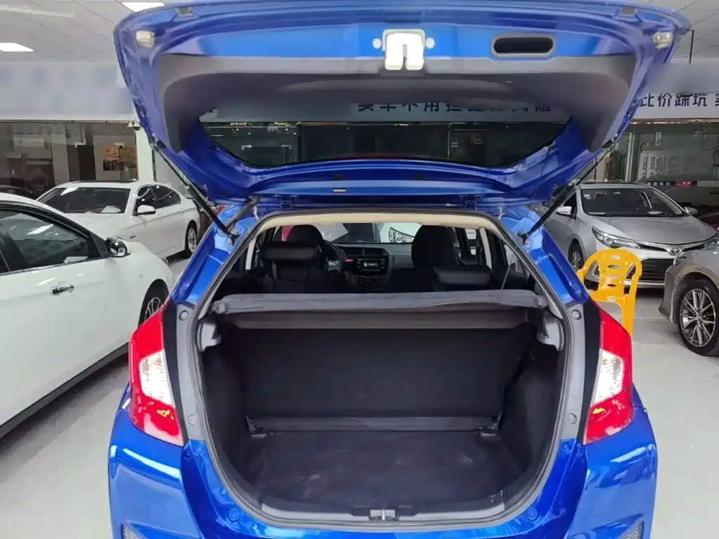 Honda Fit — миниатюра 19