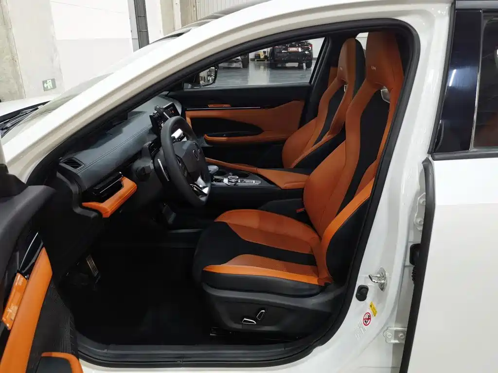 Changan UNI-V — миниатюра 10