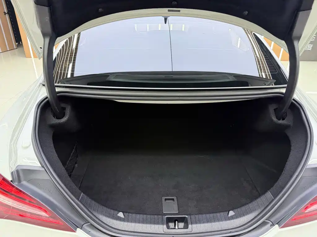 Mercedes-Benz CLA (Import) — миниатюра 9