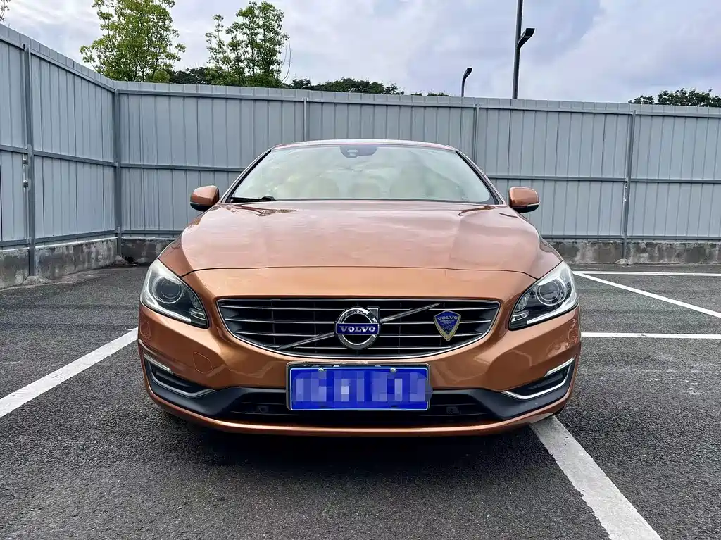Volvo S60 — миниатюра 2
