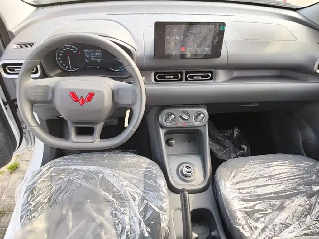 Wuling Hongguang EV — миниатюра 10