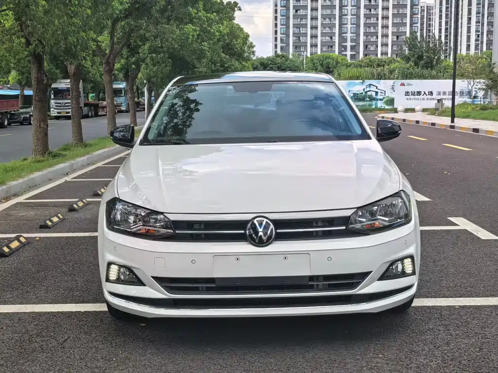 Volkswagen Polo — миниатюра 2
