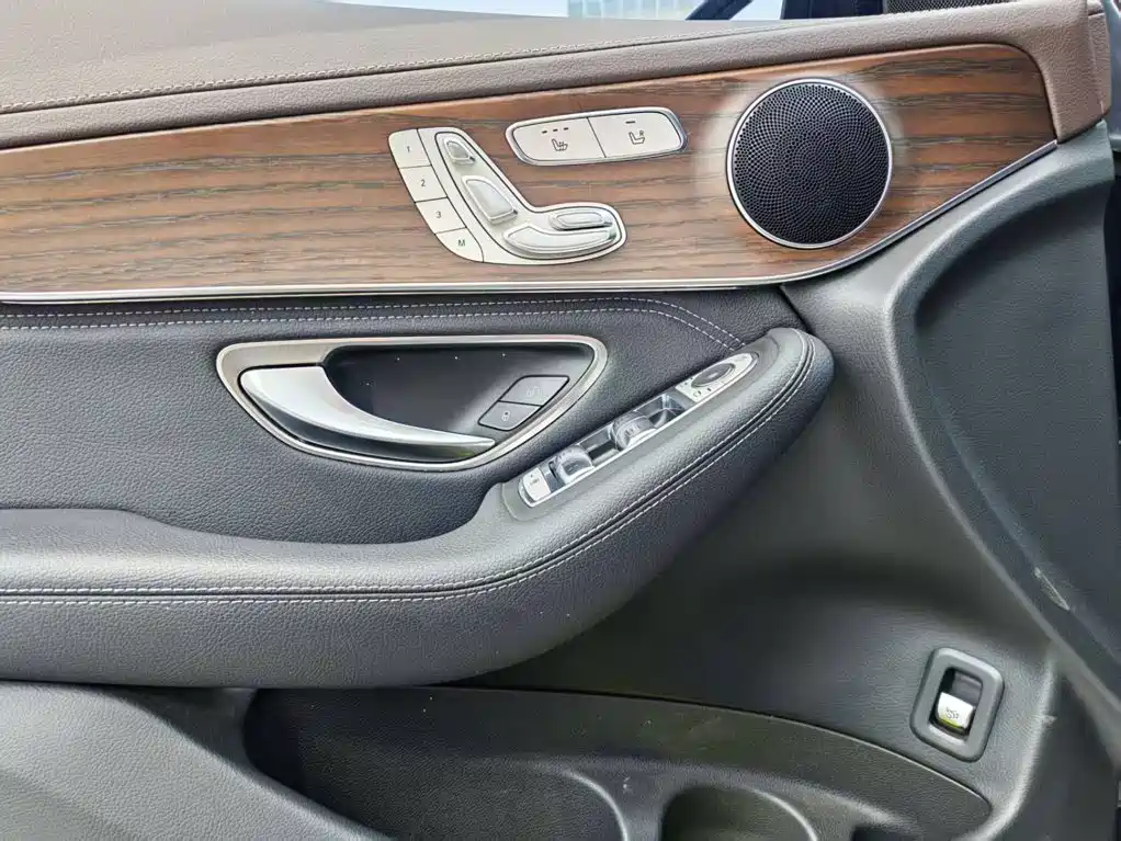Mercedes-Benz GLC — миниатюра 22