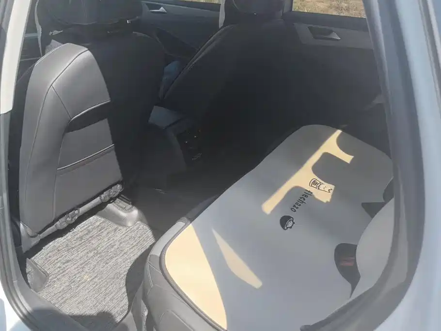 Volkswagen Sagitar — миниатюра 11