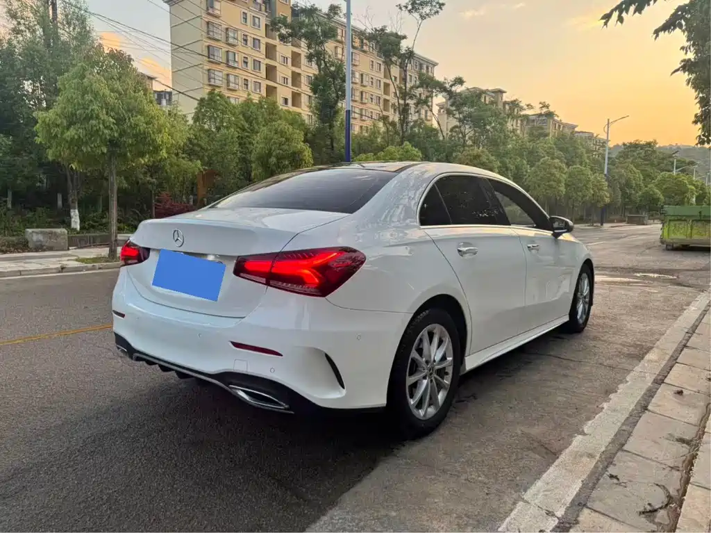 Mercedes-Benz A-Class — миниатюра 9
