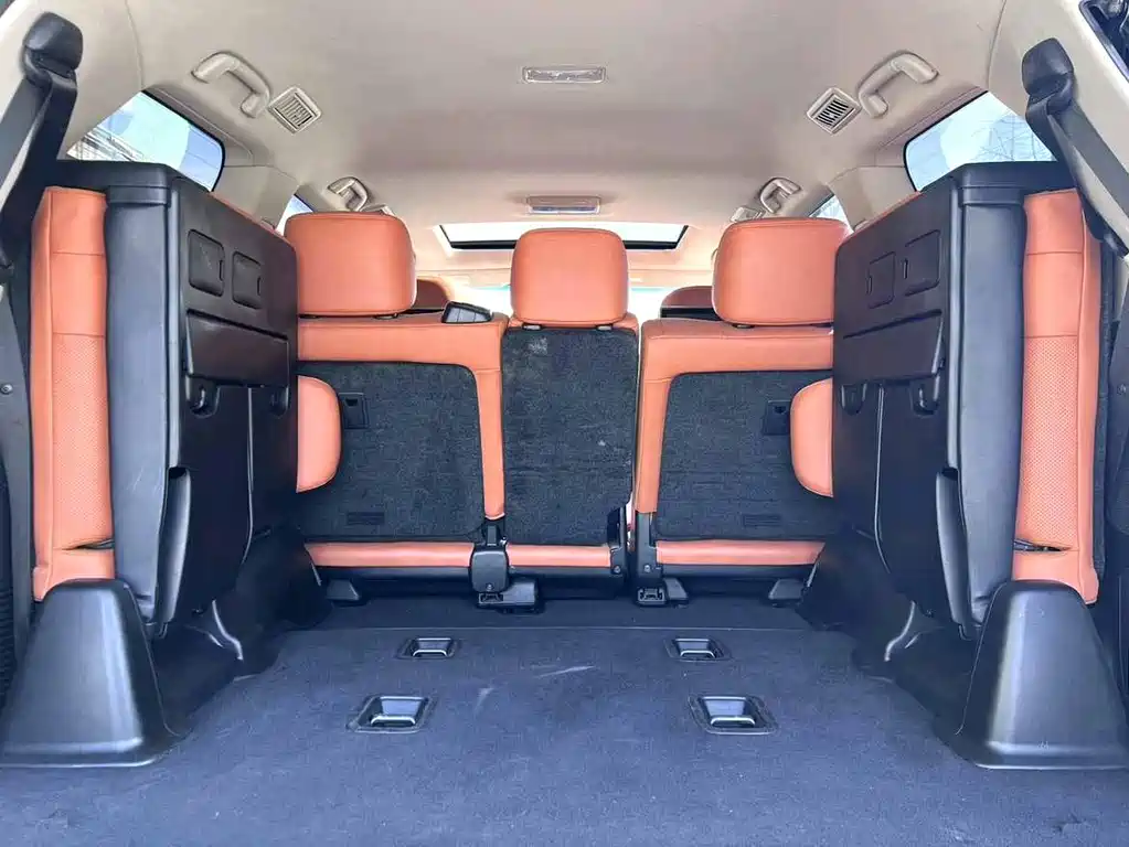 Lexus LX — миниатюра 17