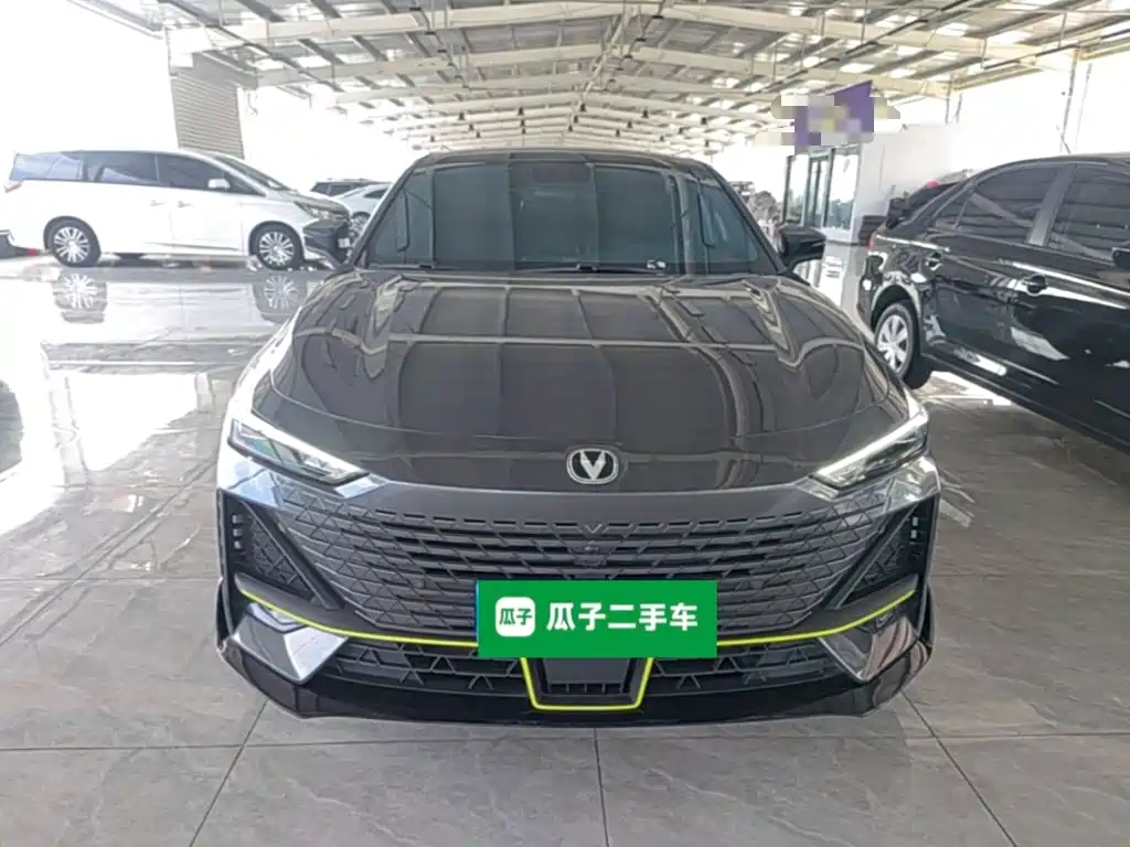 Changan UNI-V — миниатюра 3