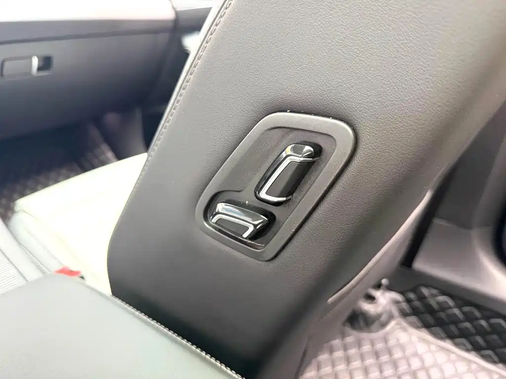 Volkswagen Magotan — миниатюра 11