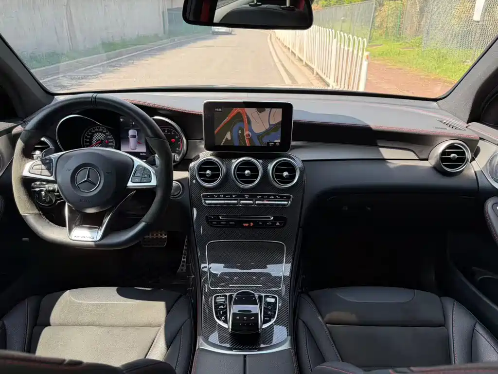 Mercedes-Benz GLC AMG — миниатюра 12