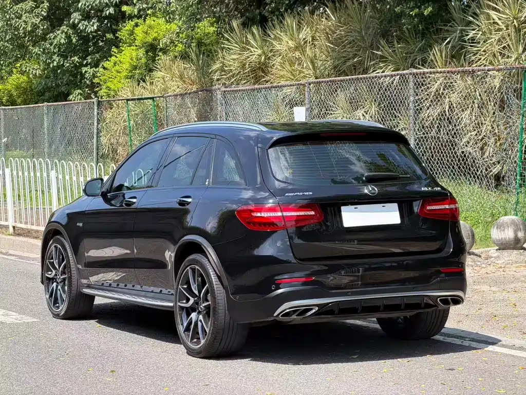 Mercedes-Benz GLC AMG — миниатюра 21